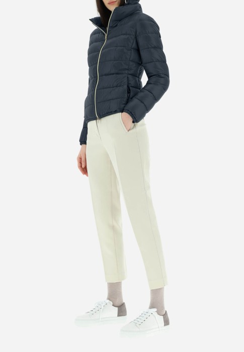 пуховик  из франции вид сбоку