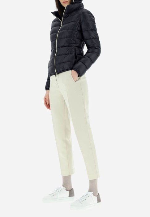 пуховик  из франции вид сбоку