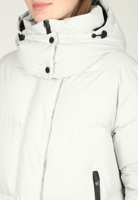 Продукция для женщин фото