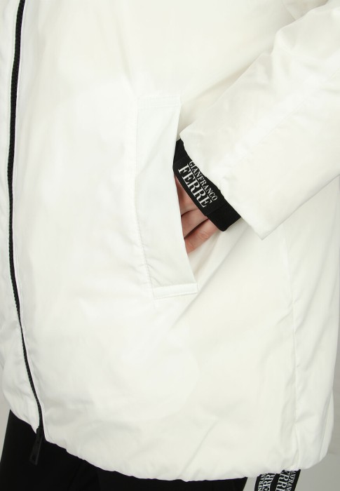 Продукция для женщин фото