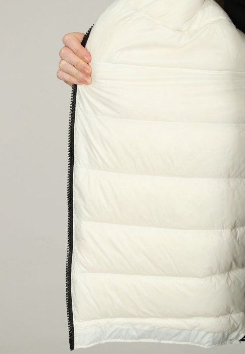 пуховик  для взрослого возраста с изнаночной стороны