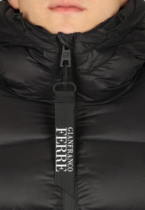 пуховик  универсального стиля с лицевой стороны