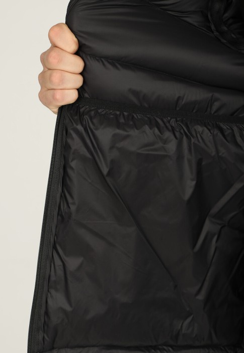 пуховик  для взрослого возраста с изнаночной стороны