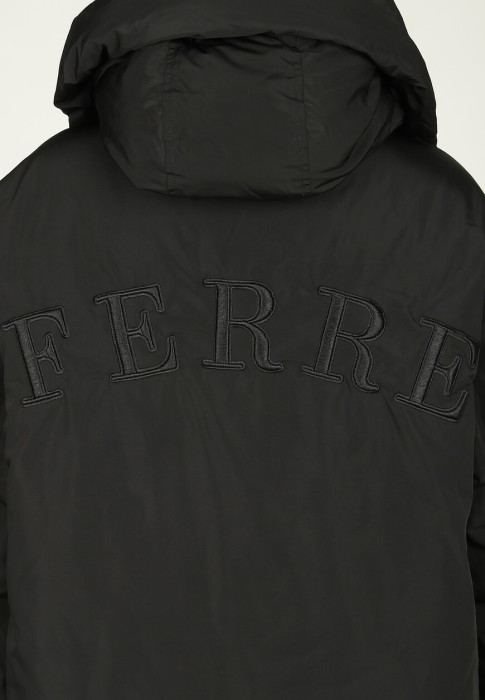 пуховик  из проверенных материалов спереди