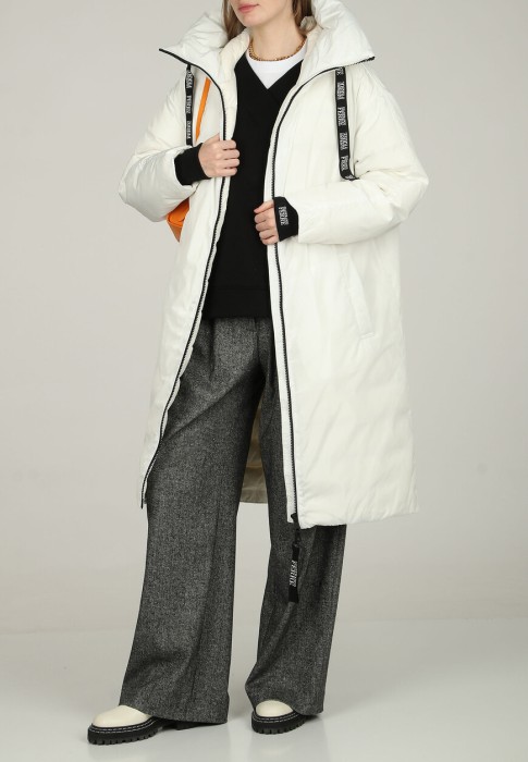 пуховик  из италии вид сбоку