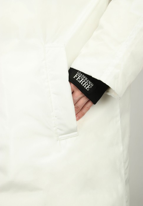 пуховик  из проверенных материалов спереди