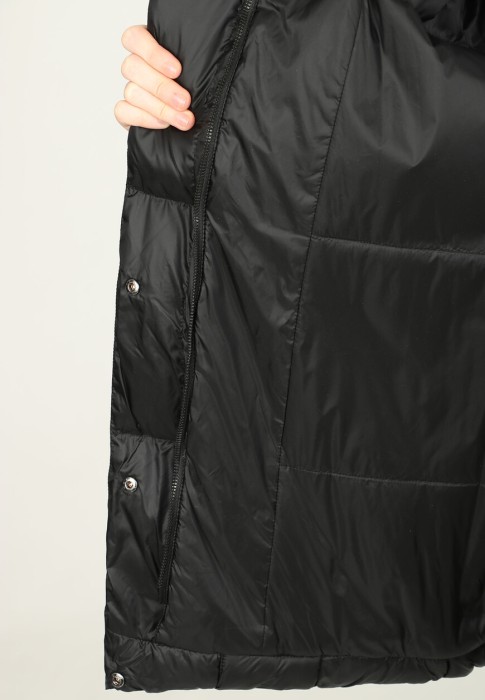 пуховик  универсального стиля с лицевой стороны