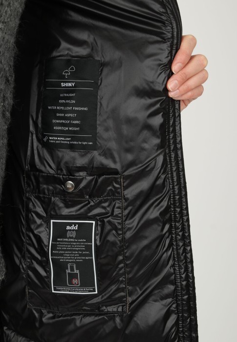 пуховик  для взрослого возраста с изнаночной стороны