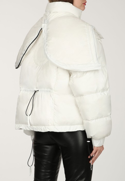 пуховик  из проверенных материалов спереди