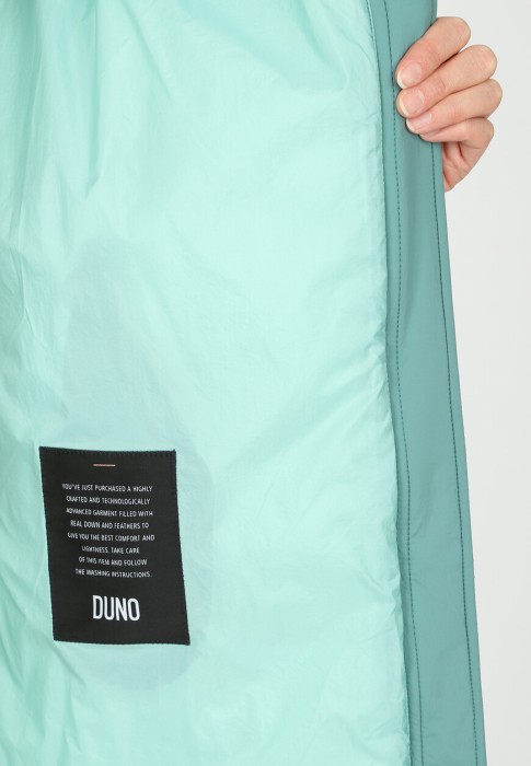 пуховик  для взрослого возраста с изнаночной стороны