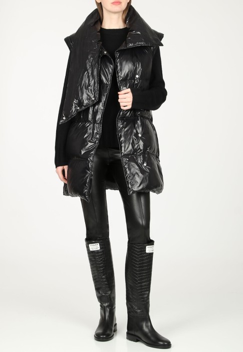 пуховик  из италии вид сбоку