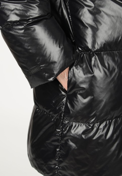 пуховик  универсального стиля с лицевой стороны