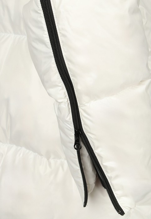 пуховик  универсального стиля с лицевой стороны