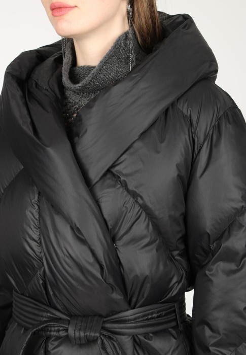 пуховик  из проверенных материалов спереди