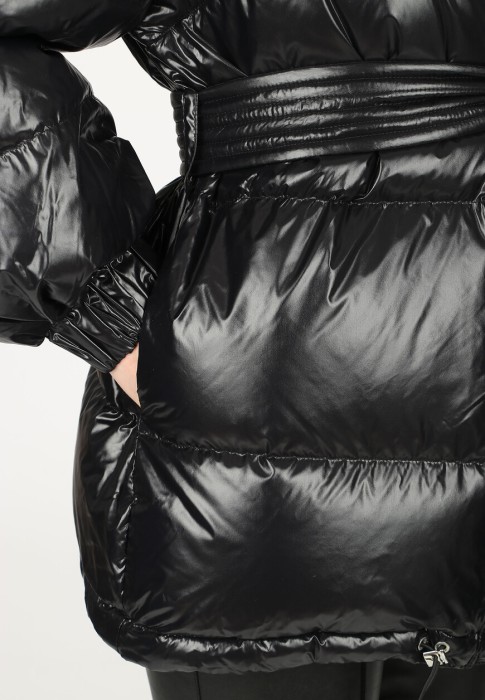 Продукция для женщин фото