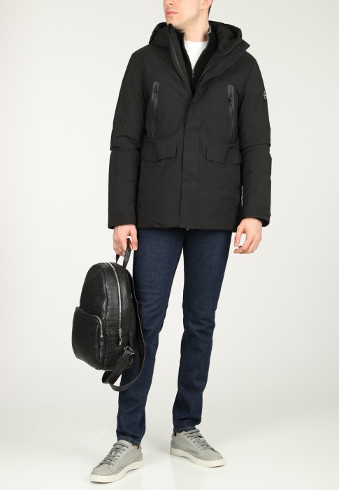 пуховик  по цене 95450 руб вид справа