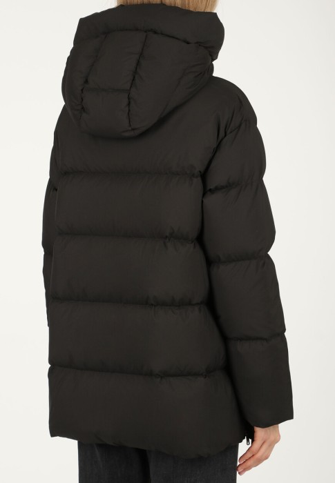 Товар черного цвета с внутренней стороны