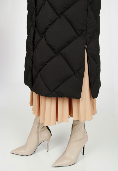 пуховик  из проверенных материалов спереди