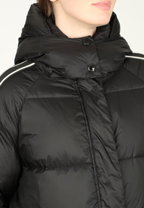 Продукция для женщин фото