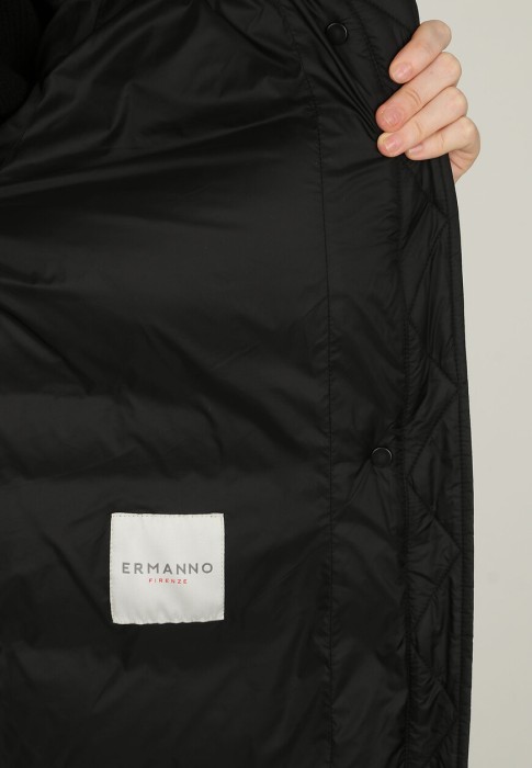 пуховик  универсального стиля с лицевой стороны