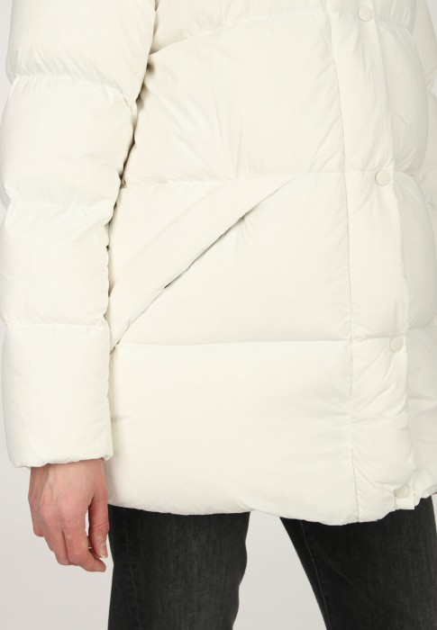 пуховик  для взрослого возраста с изнаночной стороны