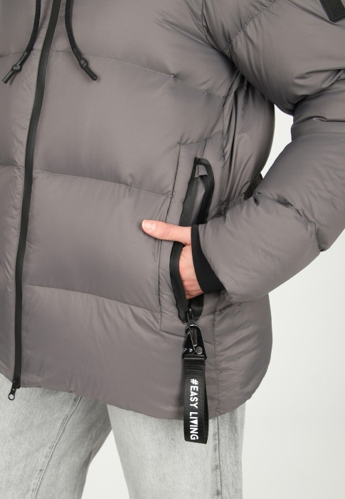 пуховик  из проверенных материалов спереди