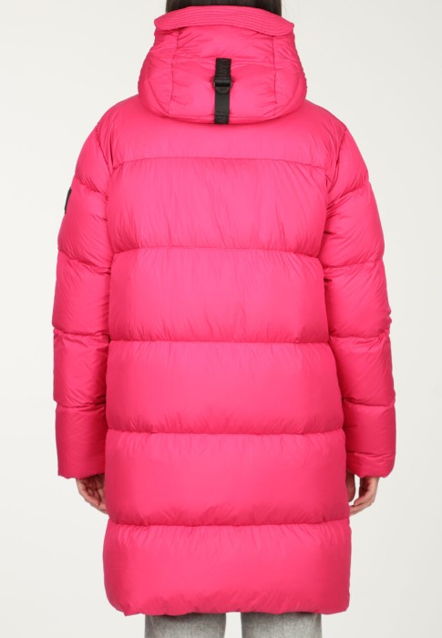 Товар розового цвета с внутренней стороны