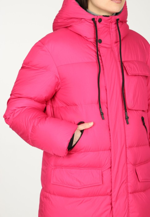 пуховик  из проверенных материалов спереди