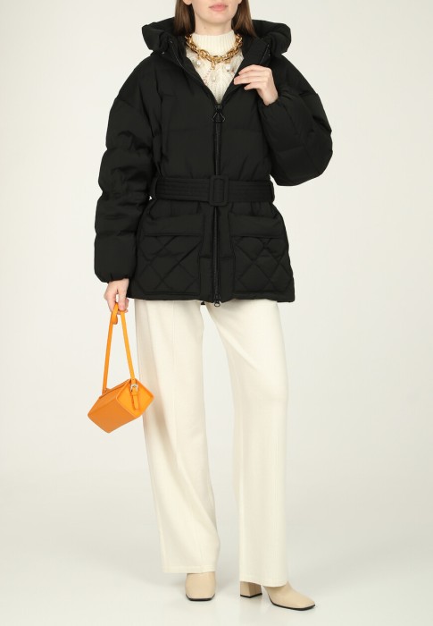 пуховик  из америки вид сбоку