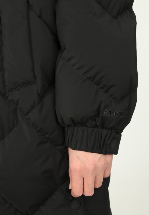 пуховик  универсального стиля с лицевой стороны