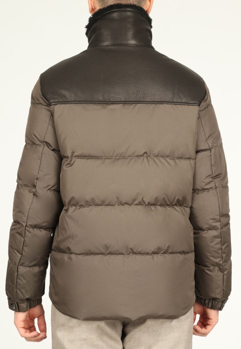 пуховик  из италии вид сбоку