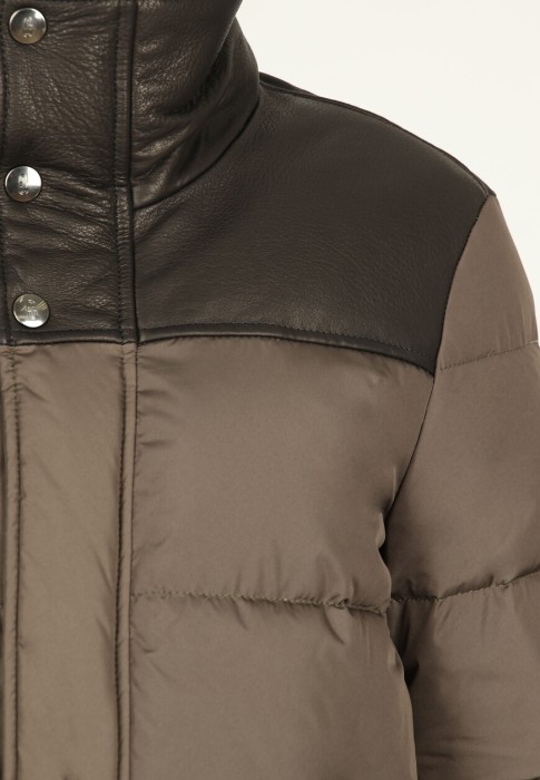 пуховик  из проверенных материалов спереди