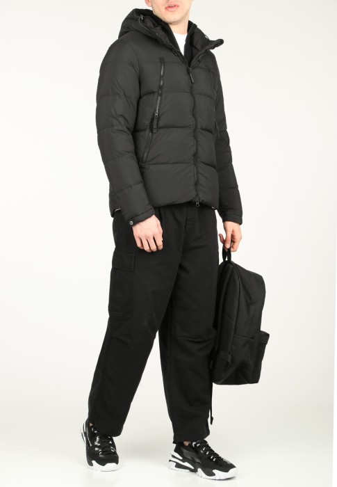 пуховик  от бренда outhere вид слева