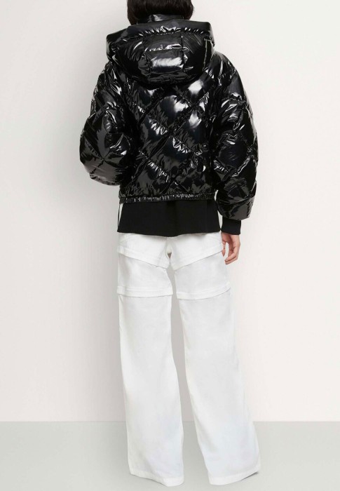 пуховик  из канады вид сбоку