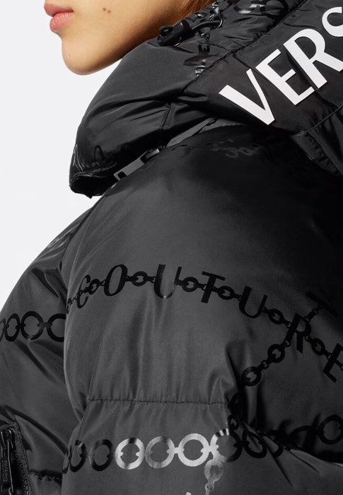 пуховик  для взрослого возраста с изнаночной стороны