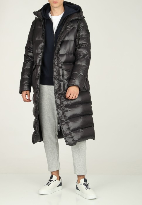 пуховик  от бренда gianfranco ferre вид слева