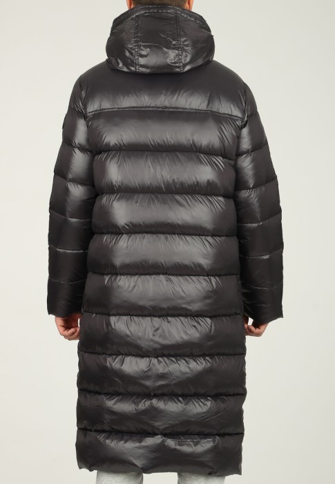 Товар черного цвета с внутренней стороны