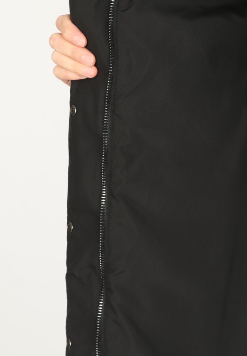 пуховик  универсального стиля с лицевой стороны