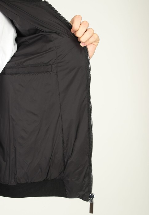 пуховик  универсального стиля с лицевой стороны