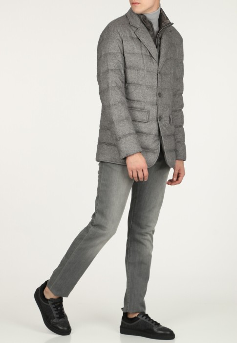 пуховик  из франции вид сбоку