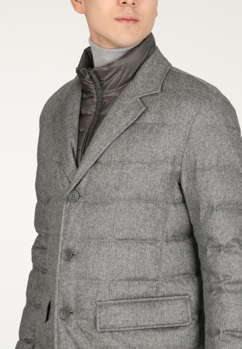 пуховик  из проверенных материалов спереди