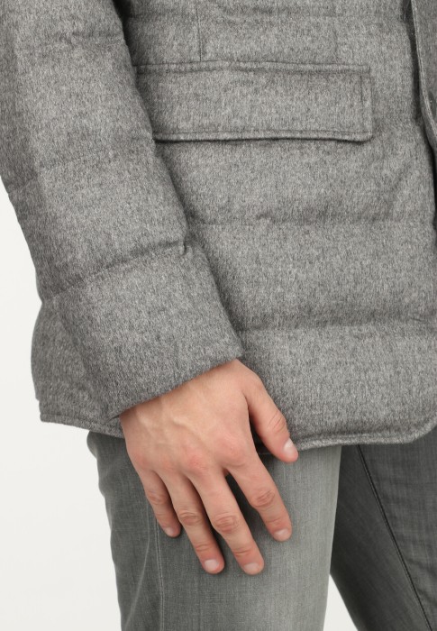 пуховик  универсального стиля с лицевой стороны