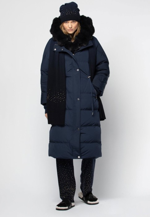 пуховик  от бренда max&moi вид слева