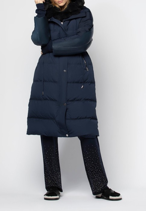 пуховик  из италии вид сбоку