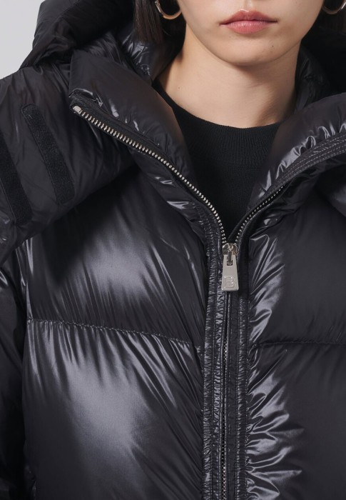 пуховик  из проверенных материалов спереди