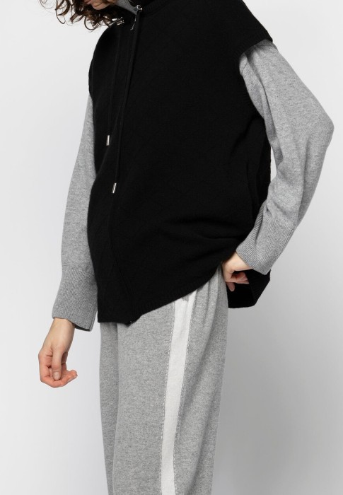 пуховик  универсального стиля с лицевой стороны