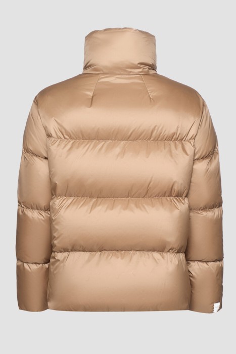 пуховик  по цене 92000 руб вид справа