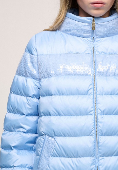 пуховик  из проверенных материалов спереди