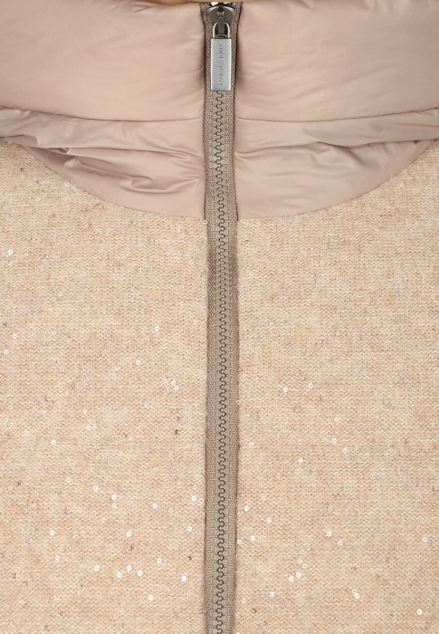 пуховик  из проверенных материалов спереди