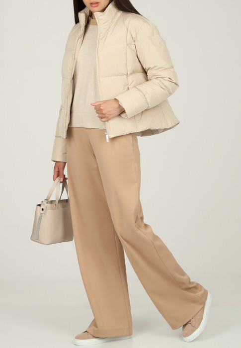 пуховик  из италии вид сбоку